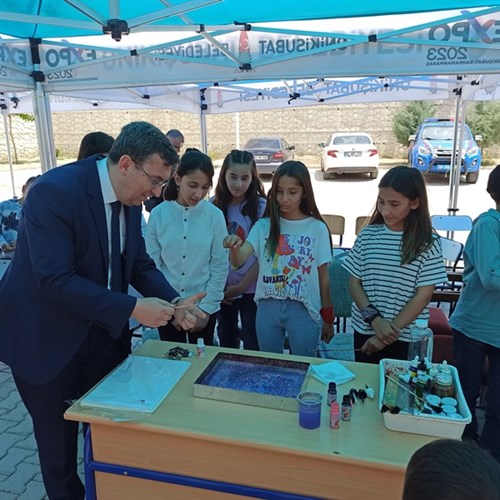 Bulutoğlu Şehit İrfan Karabıcak İlköğretim Okulu 3.Geleneksel Resim, El Sanatları Sergisi Açıldı